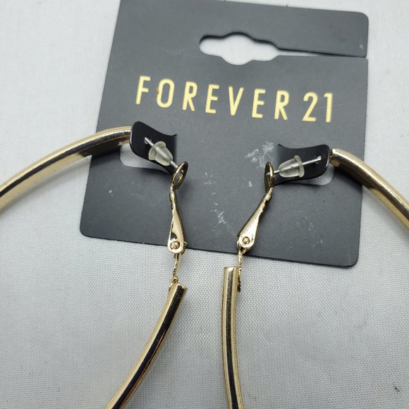 Forever 21 gold oval hoop earring - Picture 2 of 3